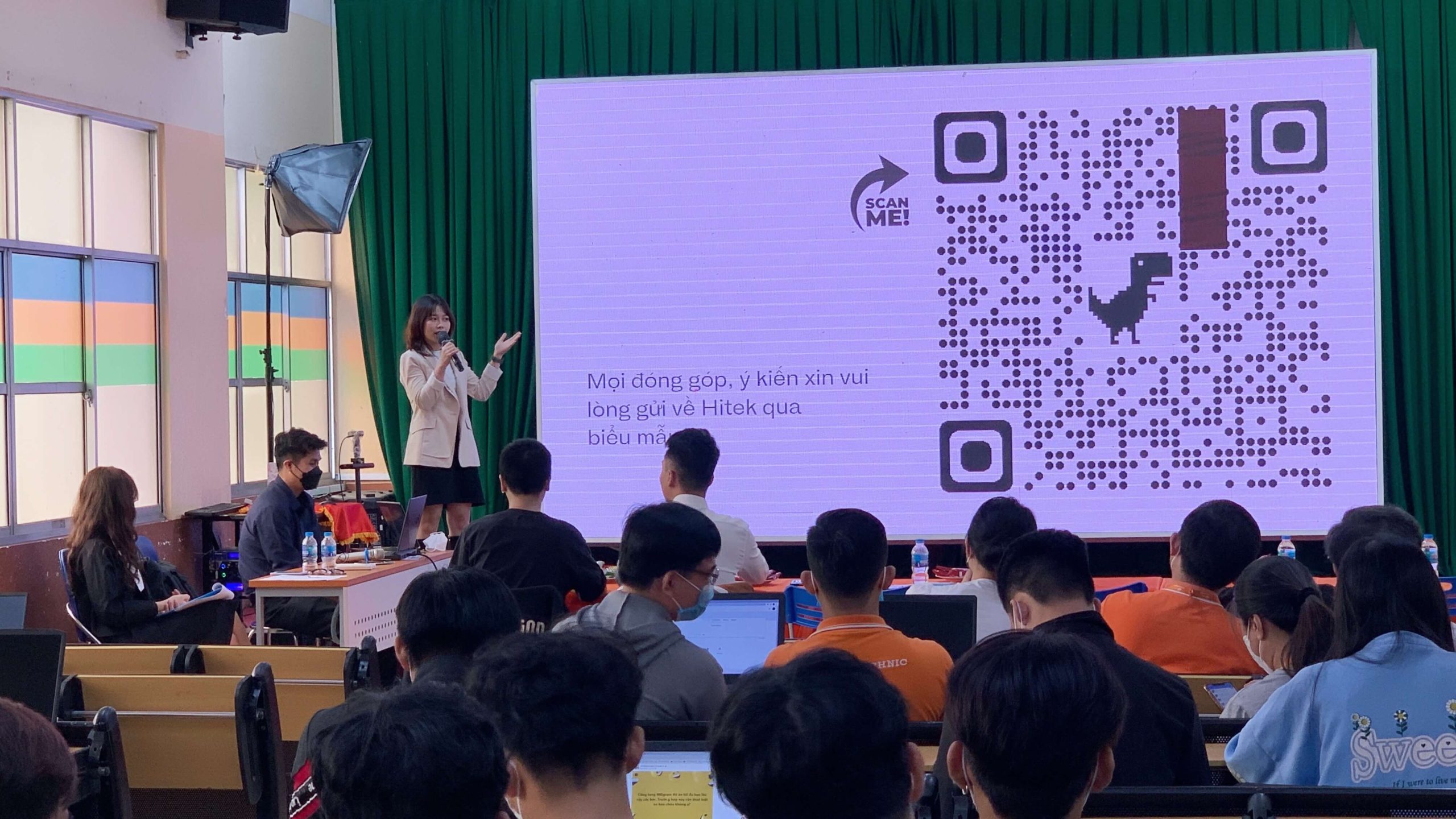Workshop: “Building web apps with ReactJS and PWA”