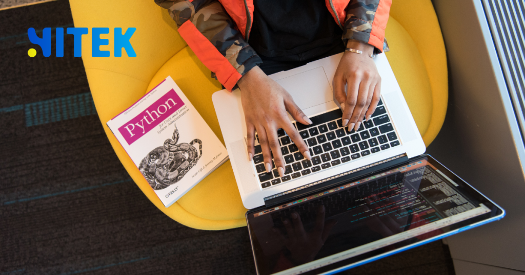 can python be used for web development